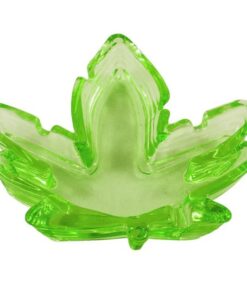Foto Cenicero de cristal con forma de hoja